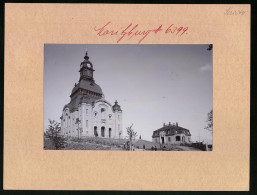 Fotografie Brück & Sohn Meissen, Ansicht Moritzburg, Blick Auf Die Kirche Mit Pfarre  - Places