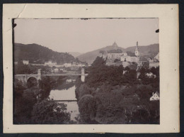 Fotografie Brück & Sohn Meissen, Ansicht Elbogen, Blick Auf Den Ort Mit Kettenbrücke Und Schloss  - Orte