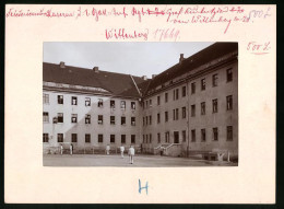 Fotografie Brück & Sohn Meissen, Ansicht Wittenberg A. Elbe, Innenhof Der Friedericianum-Kaserne Des Inf-Rgt. Nr. 20  - Lieux