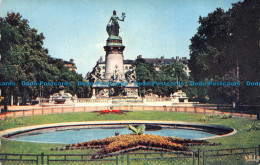 R058690 Lyon. Place Carnot. Statue De La Republique. Trolliet And Fils. Iris - Monde
