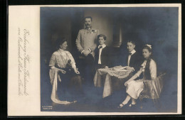 AK Erzherzog Franz Ferdinand Von Österreich In Uniform Nebst Frau Und Kindern  - Koninklijke Families