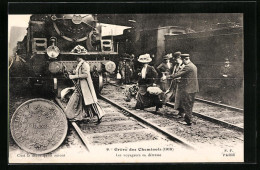 CPA Grève Des Cheminots Du Nord (1910), Les Voyageurs En Detresse, Chemin De Fer, Arbeiterbewegung  - Trains