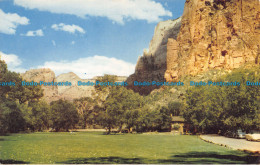 R058853 Zion Lodge. National Park. Utah. Intermountain Tourist Supply - Monde