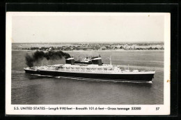 AK Passagierschiff SS United States Vor Der Küste  - Paquebots