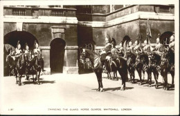 10990027 London Changing Guard Horse Guards Whitehall - Sonstige & Ohne Zuordnung