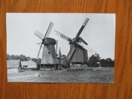 ESTONIA WINDMILLS SAAREMAA - Windmills