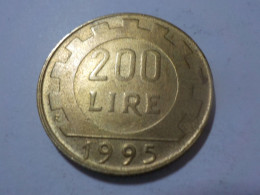 ITALIE  1995    200 Lire - 200 Liras