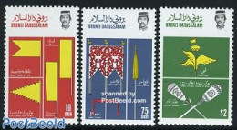 Brunei 1986 Royal Decorations 3v, Mint NH, History - Kings & Queens (Royalty) - Koniklijke Families