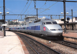 21-DIJON-TRAIN-N 598-A/0229 - Dijon