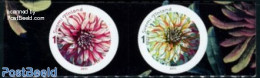 Finland 2011 Flowers 2v S-a, Mint NH, Nature - Various - Flowers & Plants - Round-shaped Stamps - Ongebruikt
