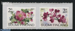 Finland 2015 Flowers 2v S-a, Mint NH, Nature - Flowers & Plants - Ongebruikt