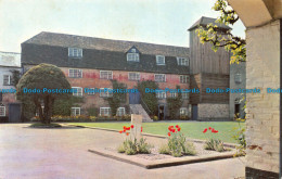 R068763 The Courtyard. Wilton Royal Carpet Factory. John Kay - Monde