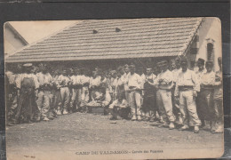 25 - VALDAHON  - Camp Du Valdahon - Corvée Des Pommes - Other & Unclassified