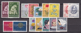 Nederland 1960 Complete Postfrisse Jaargang NVPH 736 / 751 - Annate Complete