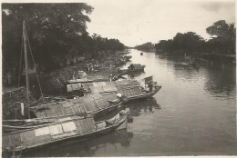 VIETNAM , INDOCHINE ,  HUE DANS LES ANNEES 1930 : LE  CANAL DONG - BA - Asia