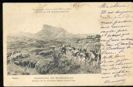 Départ De La Colonne Légère D'andriba Panorama De Madagascar Colonie De Exposition Universelle Paris 1900 - Madagaskar