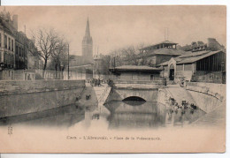 Carte Postale Ancienne Caen - L'Abreuvoir. Place De La Poissonnerie - Caen