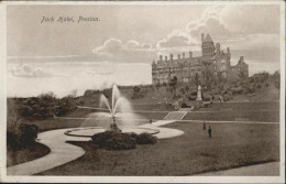 10928272 Preston Lancashire Preston Park Hotel  Springbrunnen X Preston - Autres & Non Classés