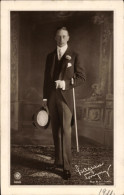 CPA Kronprinz Wilhelm Von Preußen, Standportrait Im Anzug, Zigarette, NPG 4268 - Royal Families