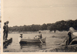 Photographie Vintage Photo Snapshot Côte D'azur Barque Canot  - Lugares