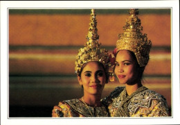 AK Bangkok Thailand, Suthat Thepwaram Tempel - Costumes