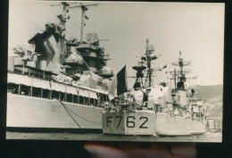 BATEAU DE GUERRE CP PHOTO LE F 762     ( MES PHOTOS NE SONT PAS JAUNES ) - Warships