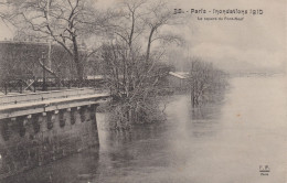 75 - Paris - Inondations 1910 - Le Square Du Pont Neuf - La Crecida Del Sena De 1910