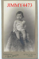 CARTE CDV - Phot. Du Bon Marché - Portrait D'un Bébé ( Odette 11 Mois ) à Identifier - Tirage Aluminé 19 ème - Old (before 1900)