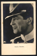 AK Schauspieler Maurice Chevalier, Lächelnd In Uniform  - Actors
