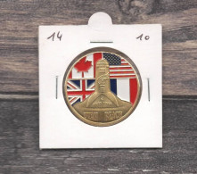 Médaille Souvenirs&Patrimoine : Utah Beach (couleur Or) - 2010 - Autres & Non Classés