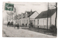 89 VILLENEUVE L'ARCHEVEQUE La Gendarmerie - Coll P.R.S 1909 - Gendarmes Montés à Cheval - Carriole Attelée - Villeneuve-l'Archevêque