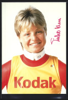 AK Skisportlerin Erika Hess, Portrait, Autograph  - Deportes De Invierno