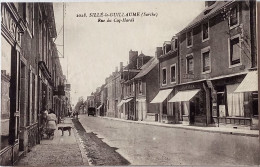 CPSM  Circulée 1929,  Sillé Le Guillaume (Sarthe) -Rue Du Coq Hardi.  (94) - Sille Le Guillaume