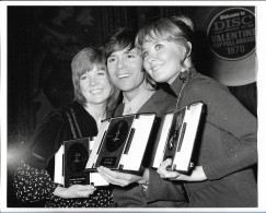 C6366/ Lulu  Valentine Day Awards Cliff  Richard Pressefoto Foto 25 X 20 Cm 1970 - Andere & Zonder Classificatie