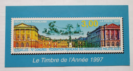 France - LE TIMBRE DE L'ANNEE 1997 "VERSAILLES" - Carte De La Poste - Documents Of Postal Services