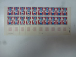 1968 - Neuf  ** MNH 1576 Mort De Bertrand Du Guesclin Feuille De 20 Plus Document Philatélique Variété " Flamme Bleue " - Unused Stamps