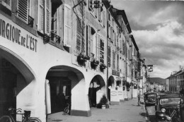 REMIREMONT - La Grande Rue - Voitures Années 40/50- CPSM Grand Format - Remiremont
