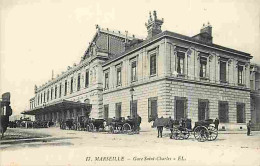 13 - Marseille - Gare St Charles - Animée - CPA - Voir Scans Recto-Verso - Stationsbuurt, Belle De Mai, Plombières