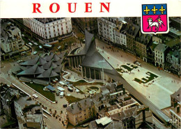 76 - Rouen - En Avion Sur La Place Du Vieux Marché Et L'Eglise Sainte-Jeanne-d'Arc - Vue Aérienne - Blasons - Carte Neuv - Rouen