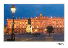 54 - Nancy - La Place Stanislas - L'Hotel De Ville - Vue De Nuit - Lampadaires - CPM - Voir Scans Recto-Verso - Nancy