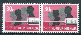 INDONESIE: ZB 658 MNH 1969 Vijfjaren Plan Wederopbouw (2 Stuks) - Indonesien