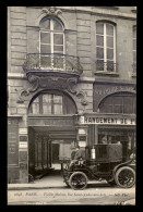 AUTOMOBILES - AUTOMOBILE ANCIENNE RUE ST-ANDRE-DES-ARTS, PARIS - Passenger Cars