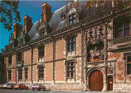 41 - Blois - Le Château - Façade Extérieure De L'aile Louis Xll - Automobiles - Carte Neuve - CPM - Voir Scans Recto-Ver - Blois