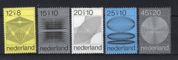 NEDERLAND 965/969 MNH 1970 - Zomerzegels, Computerontwerpen - Ungebraucht