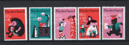 NEDERLAND 894/898 MNH 1967 - Kinderzegels, Kinderversjes - Neufs