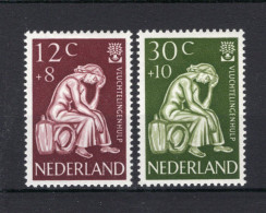 NEDERLAND 736/737 MH 1960 - Vluchtelingenzegels - Nuevos