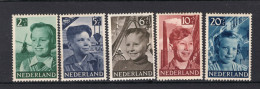 NEDERLAND 573/577 MH 1951 - Kinderzegels -1 - Ungebraucht