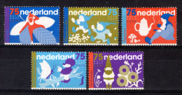 NEDERLAND 2603/2607 (*) Zonder Gom 2008 - Nederlandse Kabouters - Unused Stamps