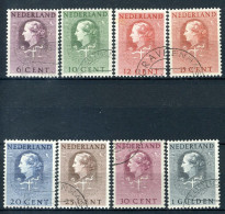 NEDERLAND D33/40 Gestempeld 1951-1958 - Dienstzegels