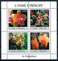 Bloc Sheet  Fleurs Orchidées Flowers Orchids  Neuf  MNH **   S Tome E Principe 2004 - Orchidées